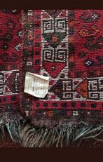 Perzisch tafelkleed uit Iran 1.10 bij 1.40 handgeknoopt, Antiek en Kunst, Antiek | Kleden en Textiel, Ophalen of Verzenden