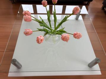 Salontafel, 100 x 100, 45 cm hoog, demontabel. Wit met glas  beschikbaar voor biedingen