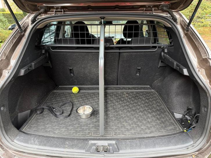 Travall Hondenrek, Scheidingsrek & Kofferbakmat Nissan Qashq, Auto diversen, Hondenrekken, Zo goed als nieuw, Ophalen