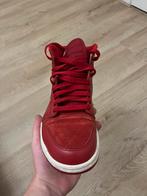 Jordan 1 Gym Red, Kleding | Heren, Schoenen, Overige kleuren, Nike, Ophalen of Verzenden, Sneakers of Gympen