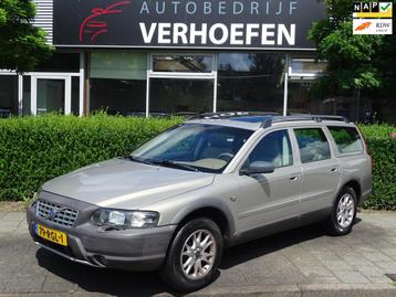 Volvo XC70 2.5 T Kinetic - AUTOMAAT - PANORAMADAK - YOUNGTIM beschikbaar voor biedingen