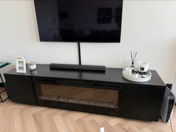 Tv meubel zwart met prisma haard + opbergruimte beschikbaar voor biedingen