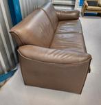Design bank Jori leren bruine bankstel, Huis en Inrichting, Banken | Sofa's en Chaises Longues, Ophalen, Driepersoons, Zo goed als nieuw