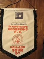 Vaantje Scawthorpe Scorpions FC ( Eng ) te koop, Diversen, Vlaggen en Wimpels, Ophalen of Verzenden