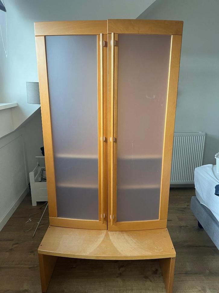 GRATIS: Kinder kledingkast, Kinderen en Baby's, Kinderkamer | Commodes en Kasten, Gebruikt, Kast, 105 cm of meer, 100 cm of meer