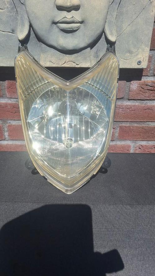 Kymco agility koplamp 15 euro incl lampen Plug and play, Fietsen en Brommers, Brommeronderdelen | Scooters, Zo goed als nieuw