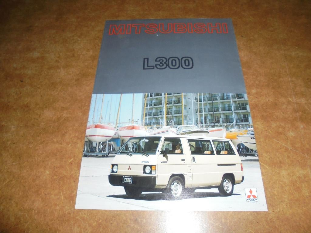 brochure Mitsubishi L300  1981, Ophalen of Verzenden, Zo goed als nieuw, Mitsubishi