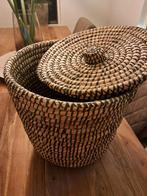 Leuke mand, Ophalen, Zo goed als nieuw, Rond, Riet