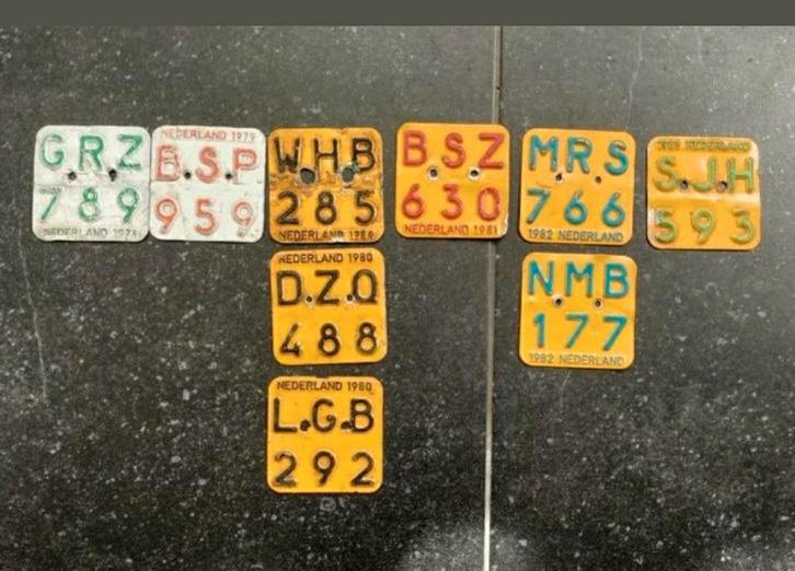 Bromfietsplaatjes,verzekeringplaatjes,1960,1970,1980,RETRO, Verzamelen, Retro, Overige typen, Ophalen of Verzenden
