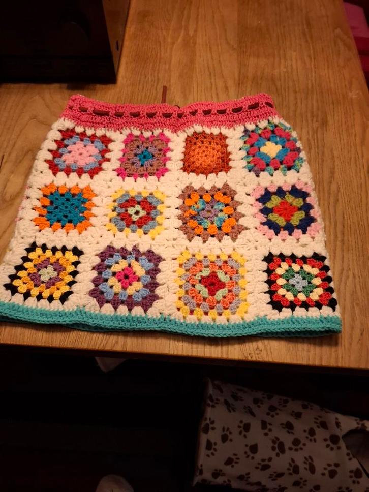 Handgemaakt Granny Square Rokje - Maat 36/38, Kleding | Dames, Rokken, Nieuw, Maat 36 (S), Overige kleuren, Boven de knie, Ophalen of Verzenden