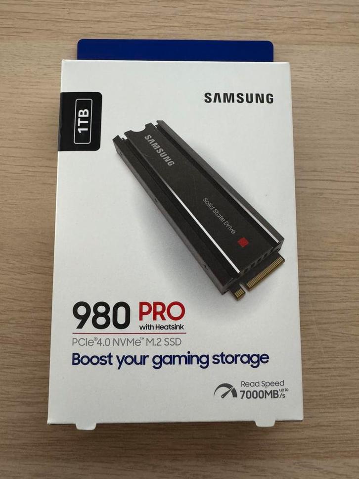 Samsung 980 PRO met Heatsink 1TB M.2 SSD - voor PC / PS5 etc, Computers en Software, Harde schijven, Nieuw, Console, Intern, SSD