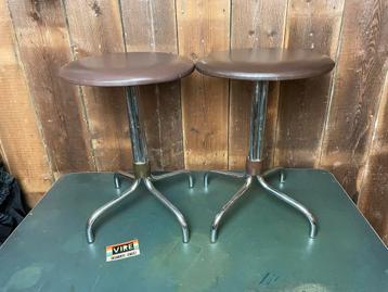 2 vintage jaren 70 brabantia bruine krukken beschikbaar voor biedingen