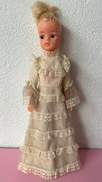 Barbie SINDY 2GEN Pedigree, Ophalen of Verzenden, Zo goed als nieuw, Kleertjes