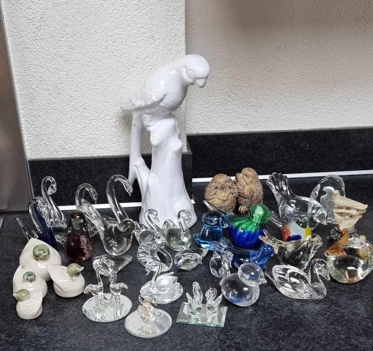 Groote collectie van 32 stuk van murano glas, Verzamelen, Dierenverzamelingen, Zo goed als nieuw, Beeldje of Figuurtje, Overige soorten