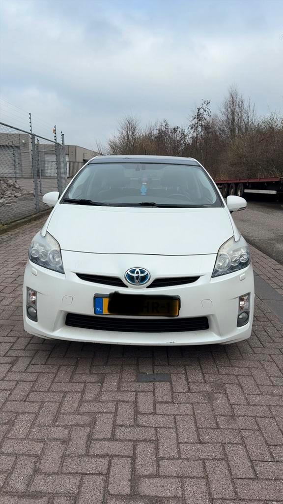 Toyota Prius 1.8 Full Hybrid 136PK Aut 2010 Wit, Auto's, Toyota, Particulier, Prius, Hybride Elektrisch/Benzine, Volledig hybride