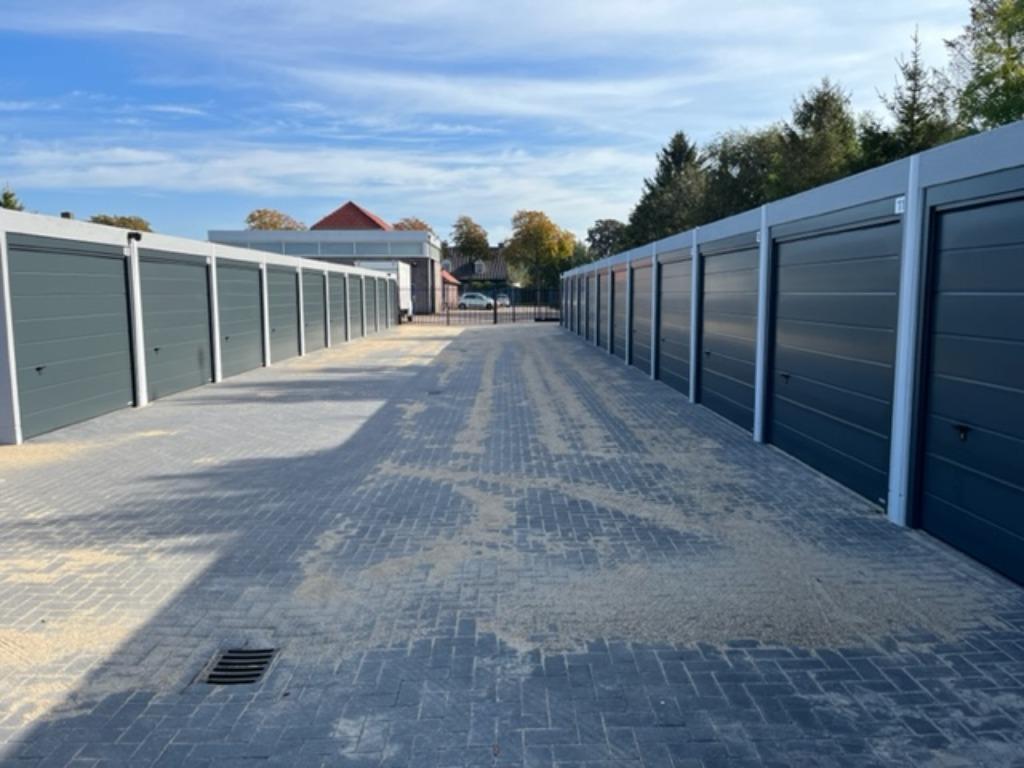 Zonnepanelen boven parkeerplaatsen (solar carports) zijn een mooi