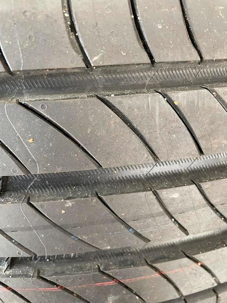 “225 45 17 Michelin. Demo. puntjes zitten er nog op”, Auto-onderdelen, Banden en Velgen, Band(en), Zomerbanden, 17 inch, 225 mm