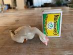 Oud vintage klein beeldje porselein. Kip, Antiek en Kunst, Antiek | Porselein, Ophalen