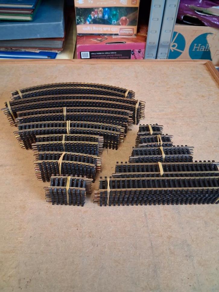 .Fleischman rails 120 stuks 12 maten in bijna nieuw staat., Hobby en Vrije tijd, Modeltreinen | H0, Zo goed als nieuw, Rails, Gelijkstroom