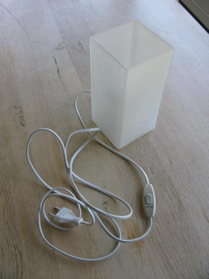 IKEA Grono Tafellamp / nachtlamp bedlamp met snoerschakelaar, Huis en Inrichting, Lampen | Tafellampen, Gebruikt, Minder dan 50 cm