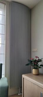 Vasco carré gebogen design radiator (2x) 2200x612 mm, 2500 W, Doe-het-zelf en Verbouw, Verwarming en Radiatoren, Ophalen, Radiator