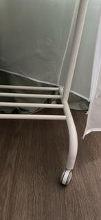 Clothes rack with wheels and shoe support, Kleding | Dames, Kledingrekken, Ophalen, Zo goed als nieuw