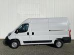 Peugeot Boxer 335 2.2 BlueHDi 165 L2H2 Asphalt | Navigatie |, Gebruikt, 4 cilinders, 2500 kg, Wit