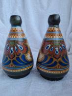 2x Plateel Gouda Rhodian Vaasjes, Antiek en Kunst, Ophalen of Verzenden
