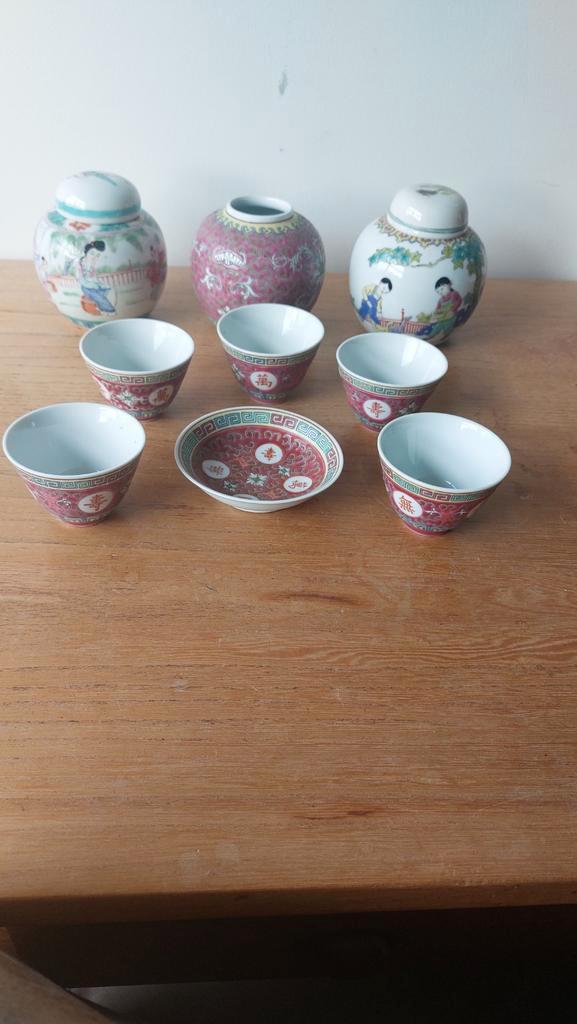 Chinese theebus en theekopjes, Antiek en Kunst, Antiek | Porselein, Ophalen of Verzenden