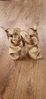 Mooie suede sandalen met hoge hak maat 38, Ophalen of Verzenden, Gebruikt, Meisje, Schoentjes