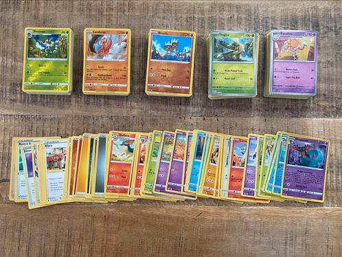 50+ orginele Pokémonkaarten, Hobby en Vrije tijd, Verzamelkaartspellen | Pokémon, Meerdere kaarten, Ophalen of Verzenden