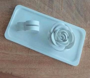 Plateau  beschikbaar voor biedingen