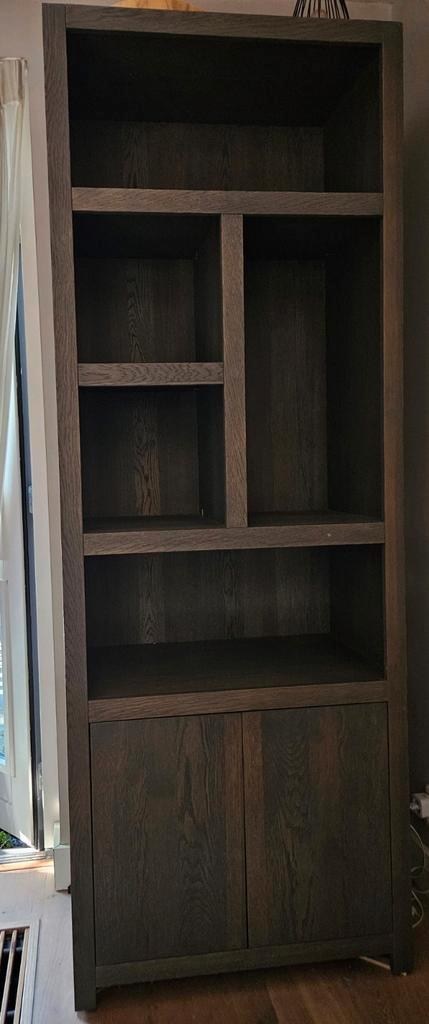 Houten kast met deuren en open vakken., Huis en Inrichting, Kasten | Boekenkasten, Zo goed als nieuw, 50 tot 100 cm, 200 cm of meer