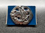 Huzaren van Sytzama   -  baretembleem  KL, Ophalen of Verzenden, Landmacht, Nederland, Embleem of Badge