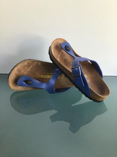 GRATIS VERZENDEN | BIRKENSTOCK Gizeh blauwe slippers 37, Kleding | Dames, Schoenen, Zo goed als nieuw, Slippers, Blauw, Verzenden