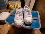 Puma Sneakers Maat 37, Puma, Wit, Ophalen of Verzenden, Sneakers of Gympen