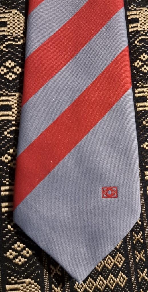 Hans Anders opticiens en audiciens stropdas grijs-rood, Ophalen of Verzenden, Nieuw, Gebruiksvoorwerp