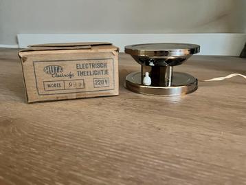 Vintage Electrisch Theelichtje - Model 999 beschikbaar voor biedingen