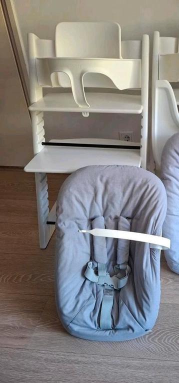 Stokke Tripp Trapp Wit met Newborn Set en Babyset beschikbaar voor biedingen
