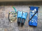 Flippers 40-41 en 2 snorkels (1 staat M op), Watersport en Boten, Snorkelen, Snorkelmasker, Gebruikt, Ophalen