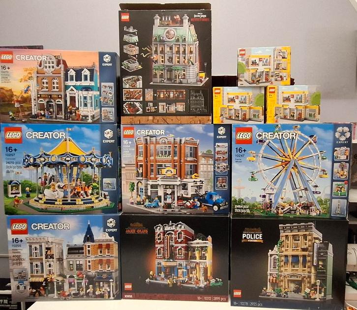 9 Lego Modular Buildings op Mils plate, Kinderen en Baby's, Speelgoed | Duplo en Lego, Zo goed als nieuw, Lego, Complete set, Ophalen of Verzenden