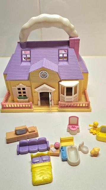 Blue box tiny dreams -huisje met inhoud- vintage 1993 beschikbaar voor biedingen