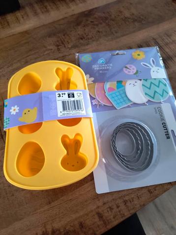 Bakset: Vormpjes, Uitstekers & Decoratie beschikbaar voor biedingen