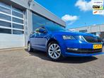 Skoda Octavia Combi 1.5 TSI 150 Pk ! Greentech Business Edit, 4 cilinders, 150 pk, Blauw, Origineel Nederlands