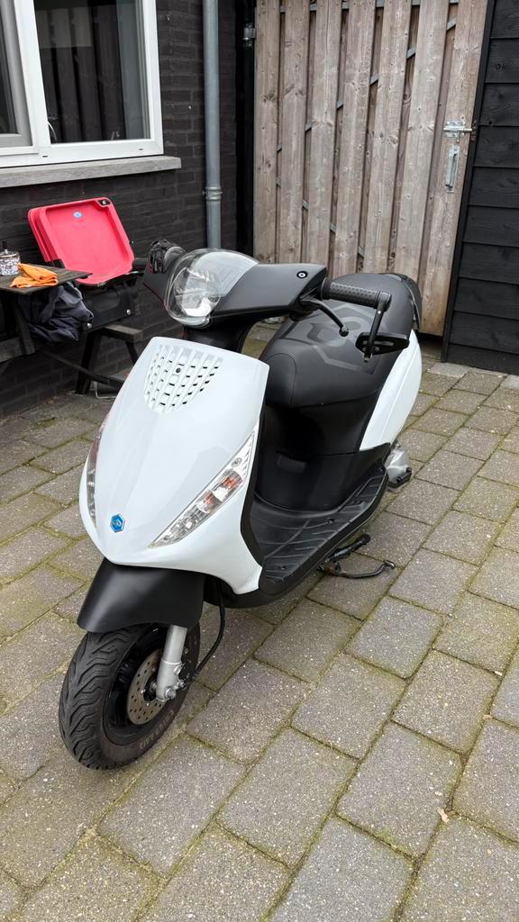 Piaggio zip 70cc 2 takt, Fietsen en Brommers, Scooters | Piaggio, Gebruikt, Zip, Tweetakt, Ophalen