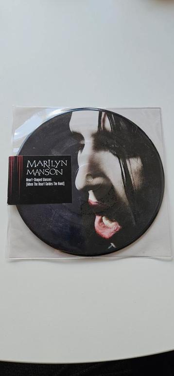 Marilyn Manson heart-shaped glasses