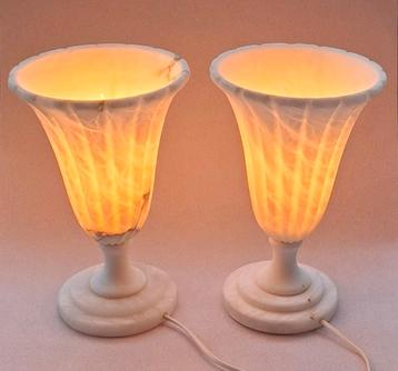 Set Vintage Albasten Tafellampen beschikbaar voor biedingen