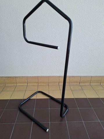 Ikea kledingrek dressboy zwart Niels Gammelgaard design beschikbaar voor biedingen