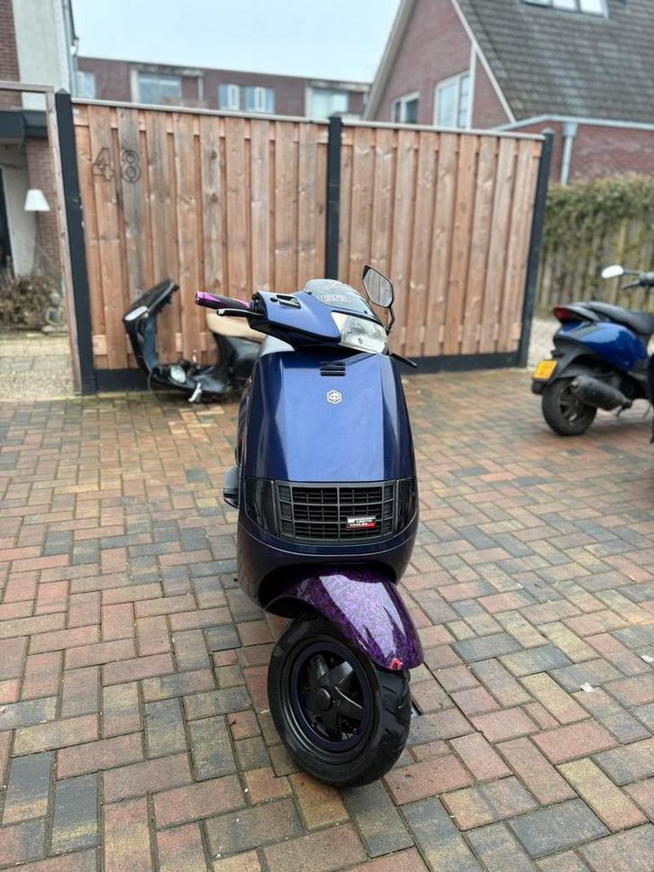 Piaggio quartz, Fietsen en Brommers, Scooters | Piaggio, Gebruikt, Overige modellen, Benzine, Ophalen of Verzenden