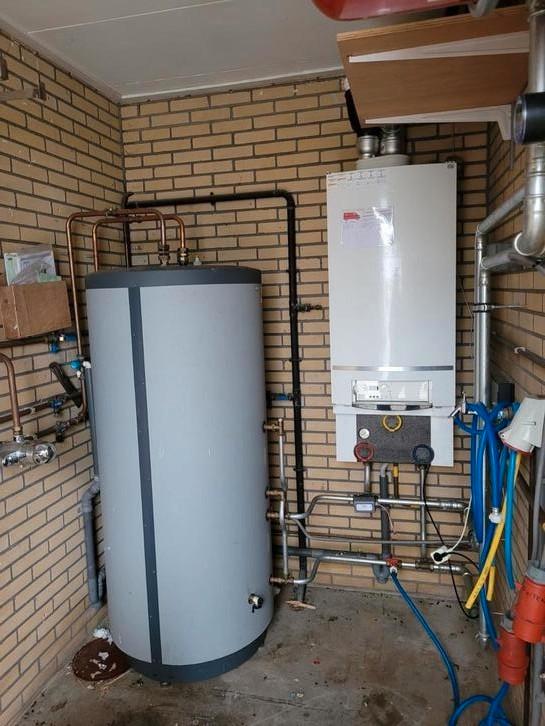 CV Installatie voor Verenging., Doe-het-zelf en Verbouw, Geisers en Boilers, Gebruikt, Boiler, Ouder dan 10 jaar, Ophalen